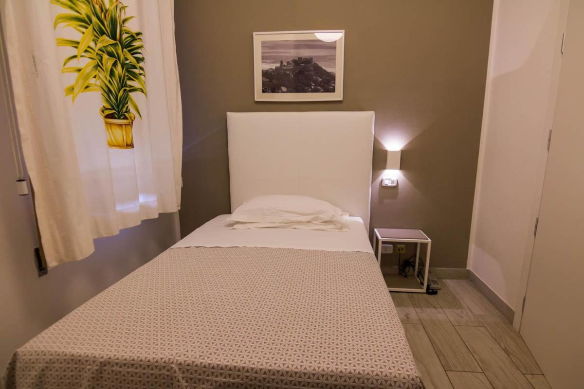 Hotel Mirella Castiglione della Pescaia Chambre photo